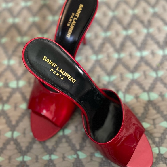 Saint Laurent Red Women's Shoes - Picture 3 of 6